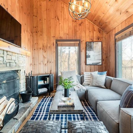 Fontana By Avantstay Gorgeous Mountain Cabin W Views Hot Tub Game Room Gatlinburg Exterior photo